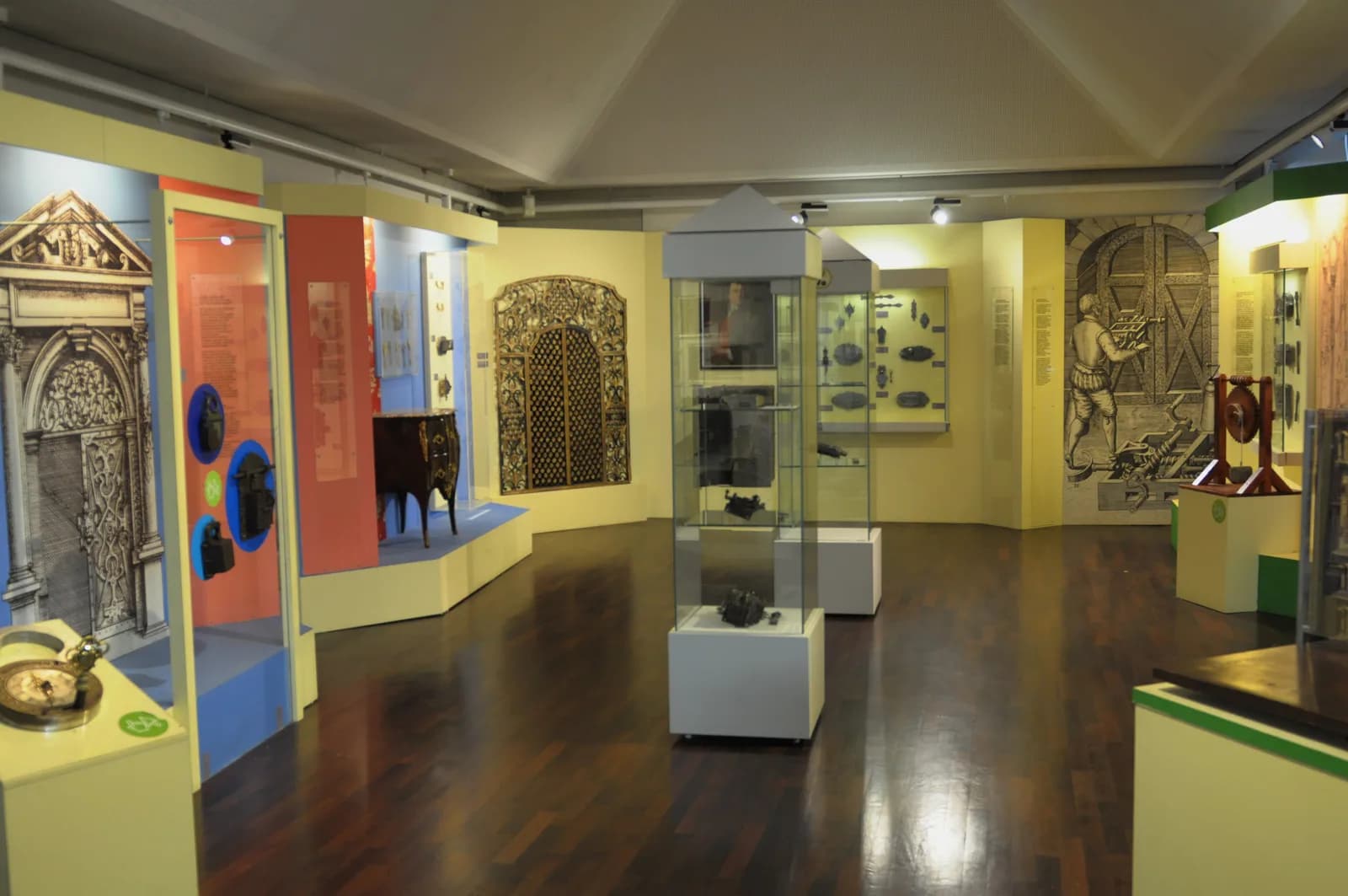 Ausstellung im Deutschen Schloss- und Beschlägemuseum in Velbert